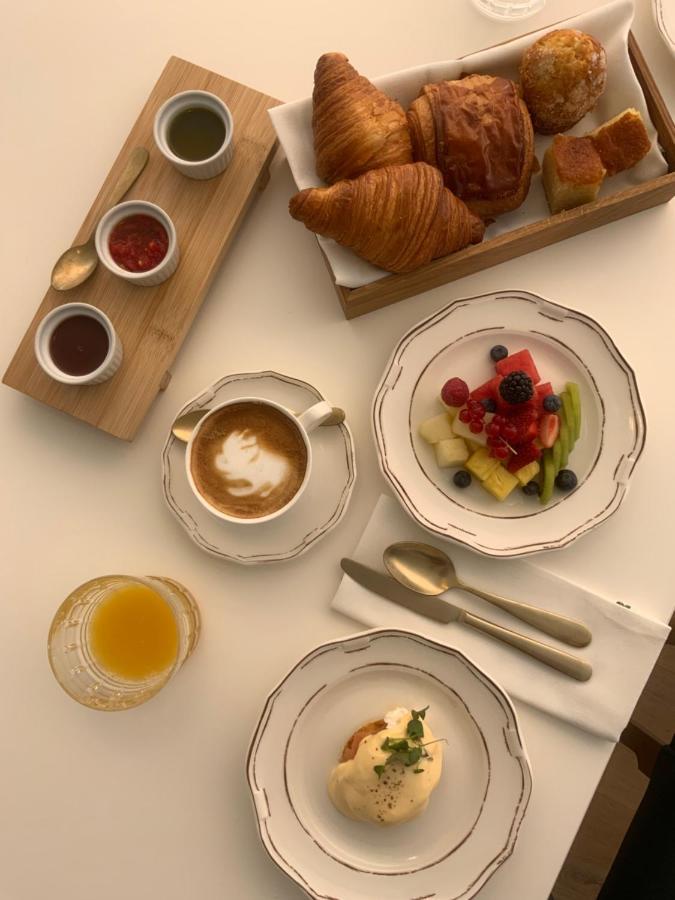 Hotel Tayko Sevilla Екстериор снимка