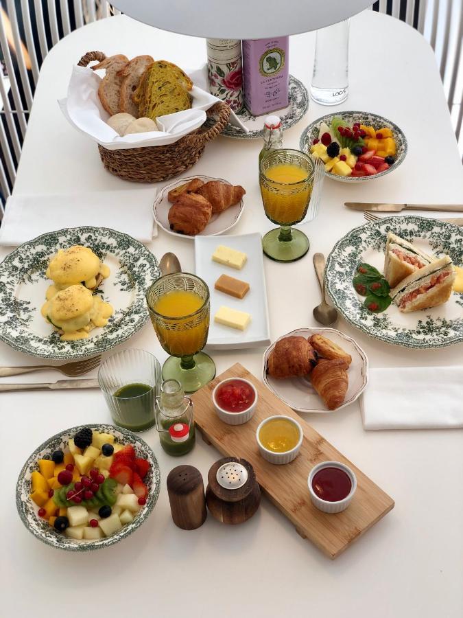 Hotel Tayko Sevilla Екстериор снимка
