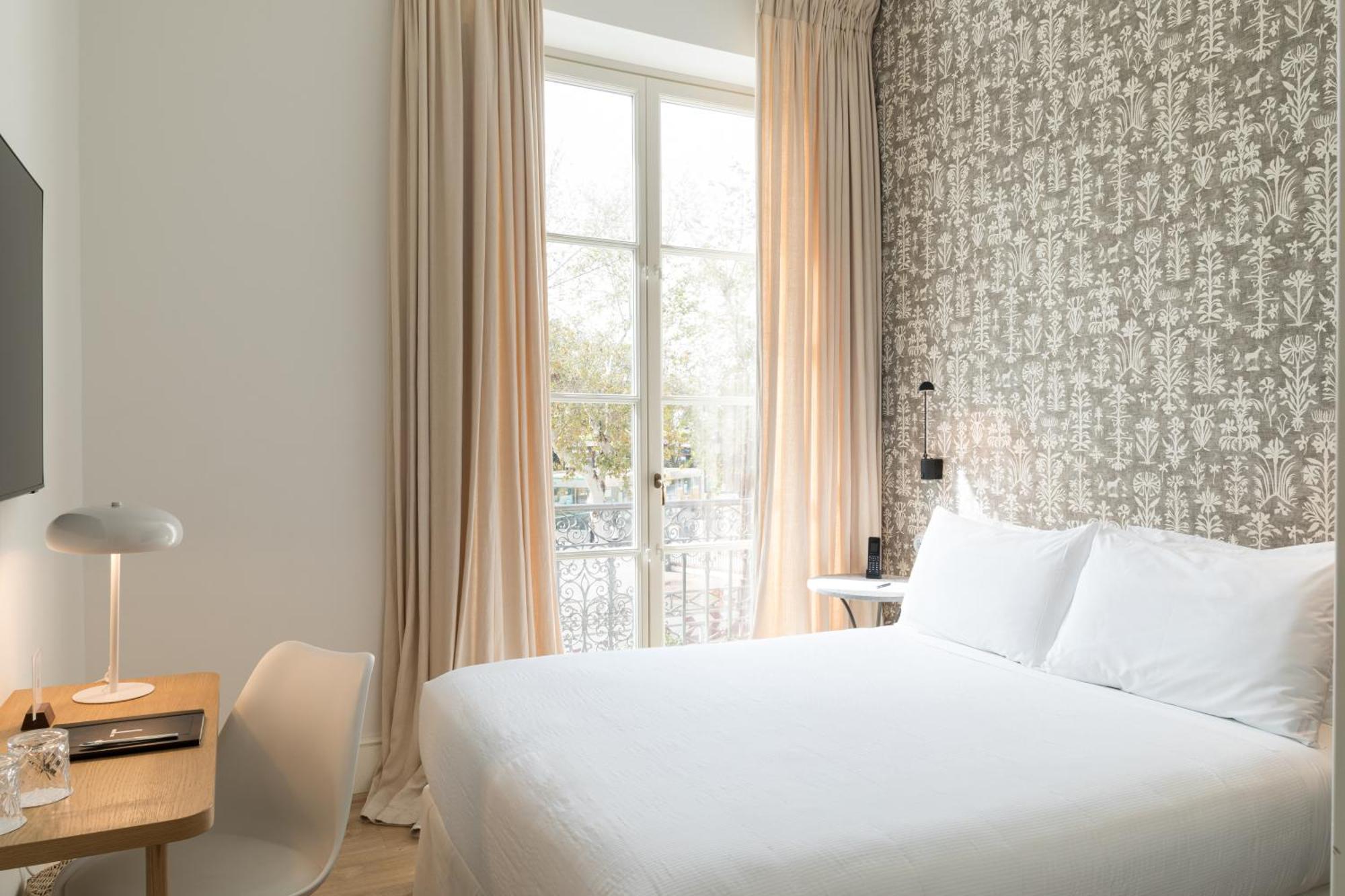 Hotel Tayko Sevilla Екстериор снимка