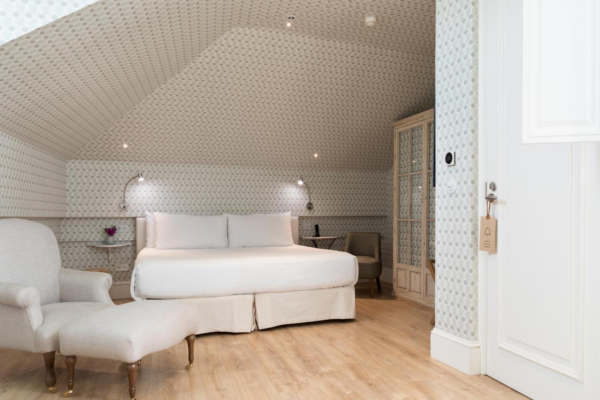Hotel Tayko Sevilla Екстериор снимка