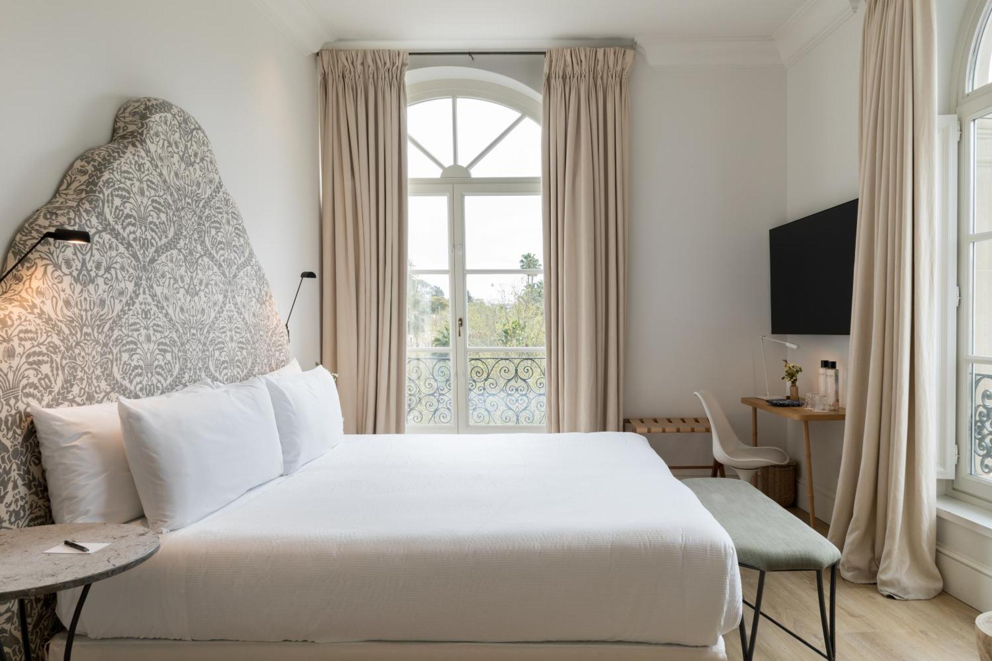 Hotel Tayko Sevilla Екстериор снимка